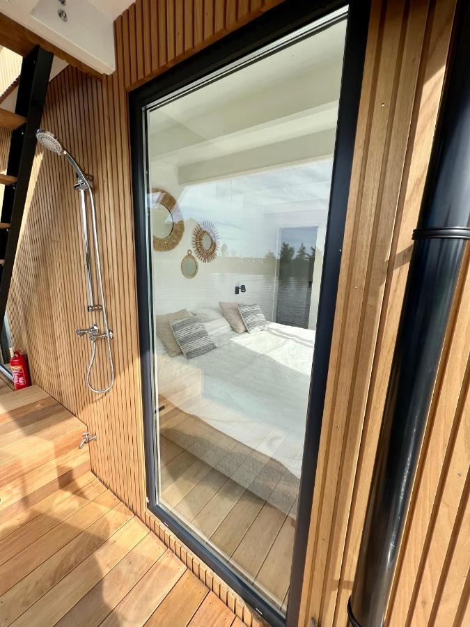 Surla Houseboat 